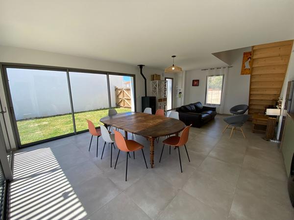 SAINT DENIS - maison 4 chambres - piscine - 113 m²