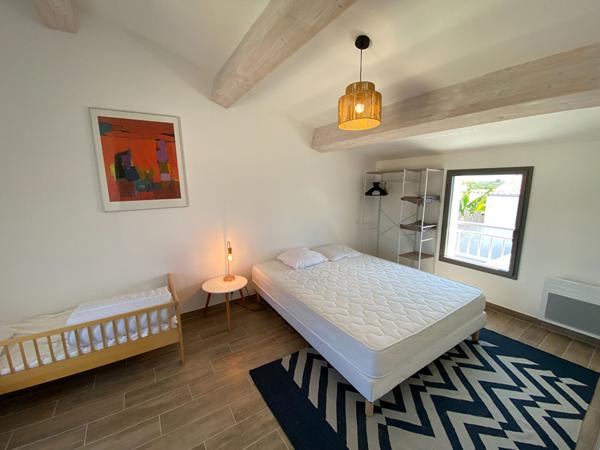 SAINT DENIS - maison 4 chambres - piscine - 113 m²