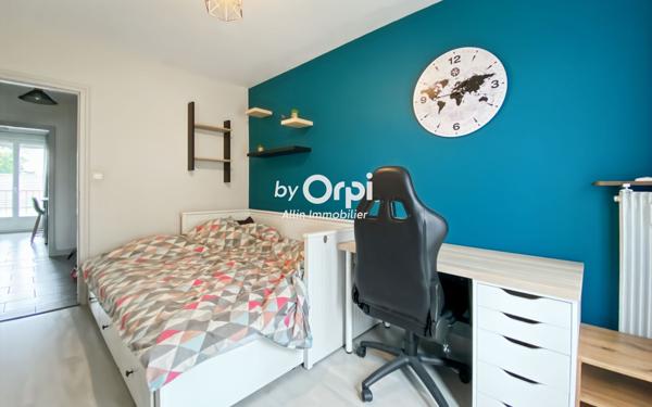 Appartement à vendre    3 pièces • 64 m2 Montluçon