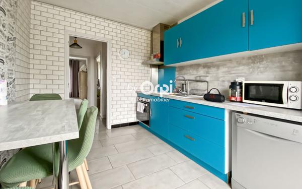 Appartement à vendre    3 pièces • 64 m2 Montluçon