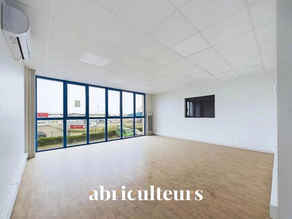 Local d’activité de 270 m² À 1h de Paris, au cœur d’une zone stratégique