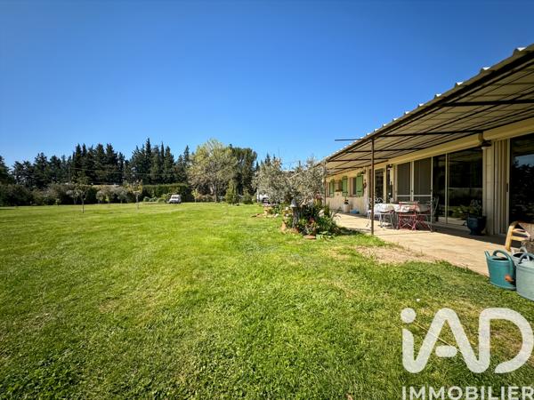 Maison à vendre 8 pièces 256 m² Arles