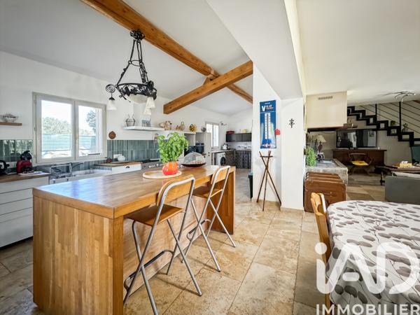 Maison à vendre 8 pièces 256 m² Arles