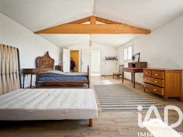 Maison à vendre 8 pièces 256 m² Arles
