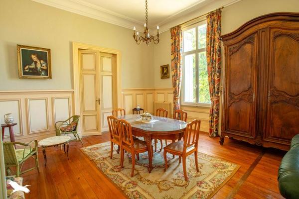 Maison à vendre |  Cadillac |  6 pièces | 240 m²