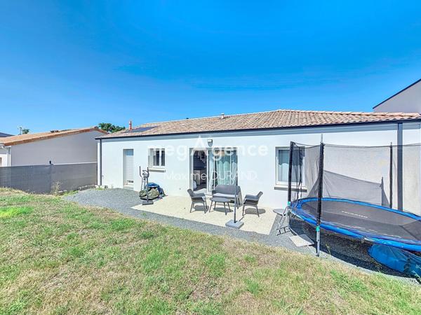 Maison à LA ROMAGNE, 49740 - 5 pièces 98m²