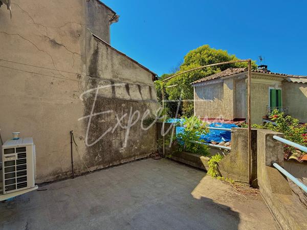 Manosque (04100) Manosque : Maison de village à rénover