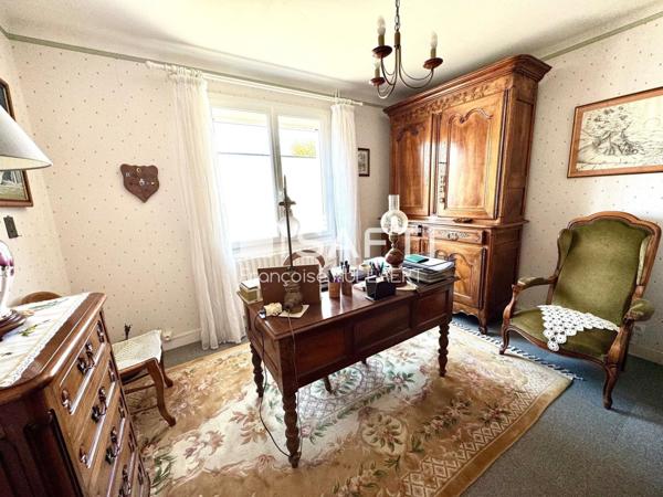 Maison traditionnelle 4 chambres en impasse