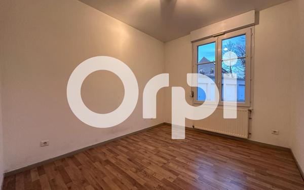 Appartement à vendre    3 pièces • 90 m2 Soissons