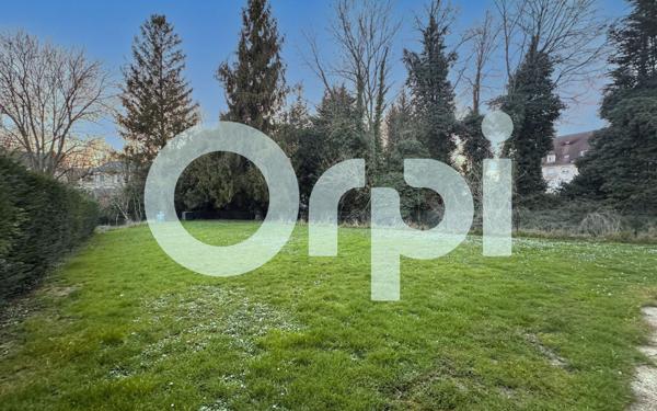 Appartement à vendre    3 pièces • 90 m2 Soissons