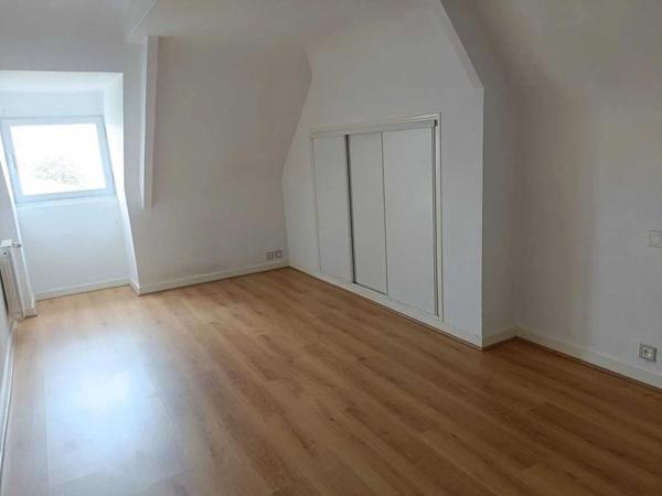 Vente                                                      Maison
                        
                     6 pièces                      175 m2                     à Saint-Sébastien-sur-Loire