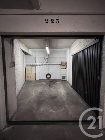 Parking à vendre  16,10 m2 PARIS - 75016