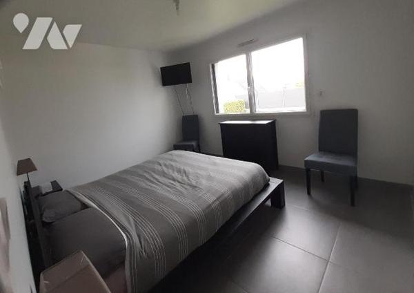 Maison 5 pièces à vendre, PONTIVY (56300)
Surface habitable : env. 143 m² | Terrain : 693 m² |...