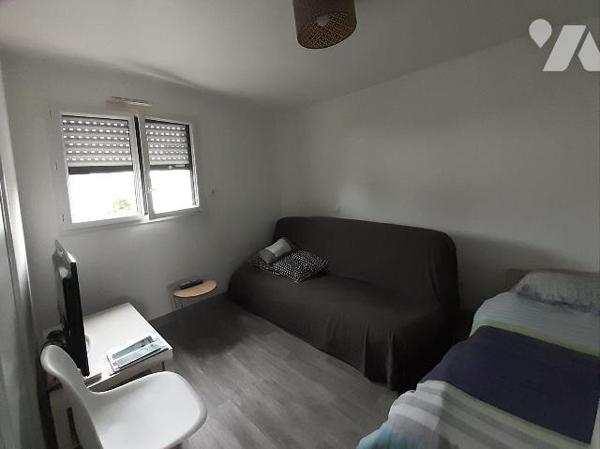 Maison 5 pièces à vendre, PONTIVY (56300)
Surface habitable : env. 143 m² | Terrain : 693 m² |...