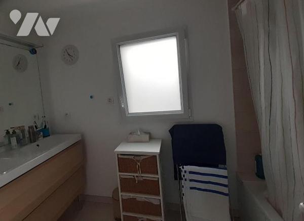 Maison 5 pièces à vendre, PONTIVY (56300)
Surface habitable : env. 143 m² | Terrain : 693 m² |...