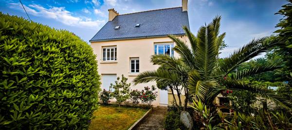 Maison face à la baie de DOUARNENEZ (29)