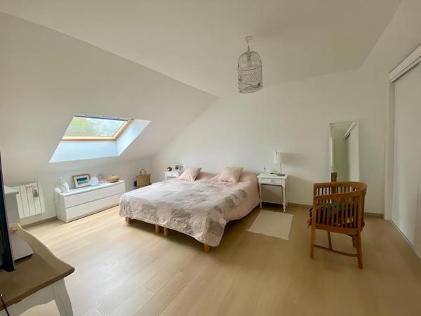 Isneauville ! maison familiale avec piscine et grand jardin