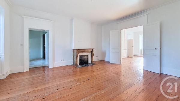 Appartement F7 à vendre  7 pièces - 180 m2 VESOUL - 70