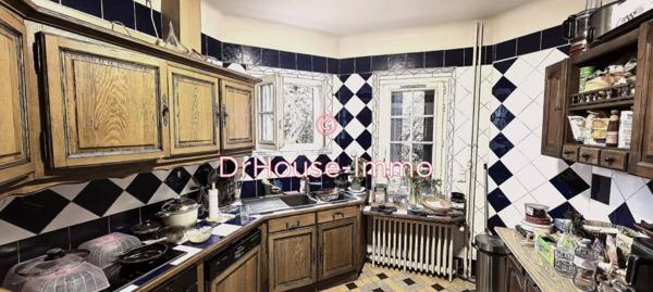 Maison à vendre 12 pièces de 270 m²