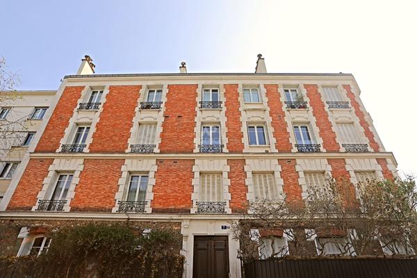 Appartement Nanterre 3 pièce(s) 69 m2 €380 000 ** - Référence 15325