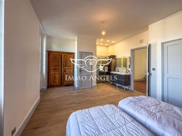 Maison de maître développant 262 m2, vue exceptionnelle