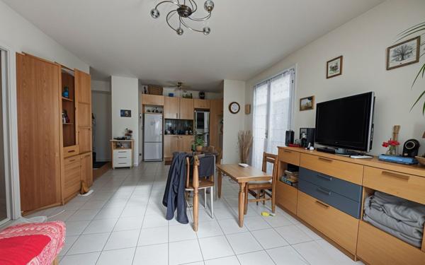 Appartement à vendre    3 pièces • 53 m2 Magny-le-Hongre