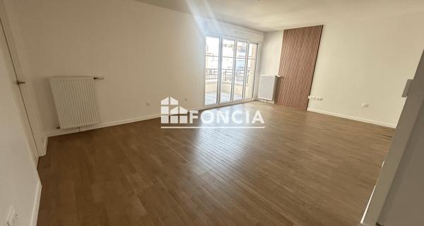 Location Appartement 3 pièces 71.95 m² - Châtenay-malabry 92290