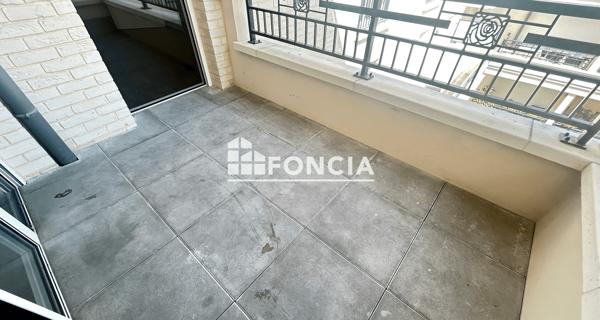 Location Appartement 3 pièces 71.95 m² - Châtenay-malabry 92290