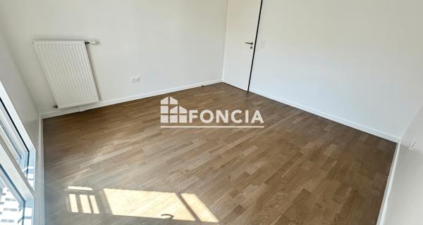 Location Appartement 3 pièces 71.95 m² - Châtenay-malabry 92290