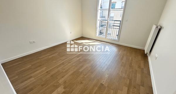 Location Appartement 3 pièces 71.95 m² - Châtenay-malabry 92290