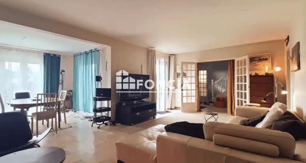 À vendre Maison 7 pièces 189 m² - Laval 53000