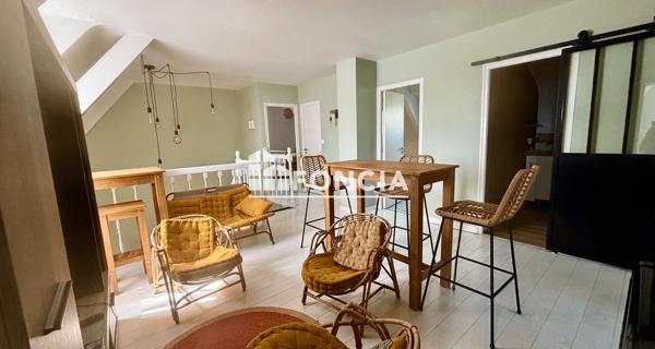 À vendre Maison 7 pièces 189 m² - Laval 53000