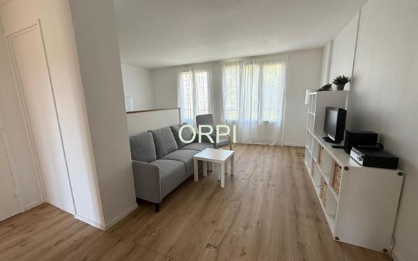 Appartement à louer    5 pièces • 79,99 m2 Vitry-sur-Seine