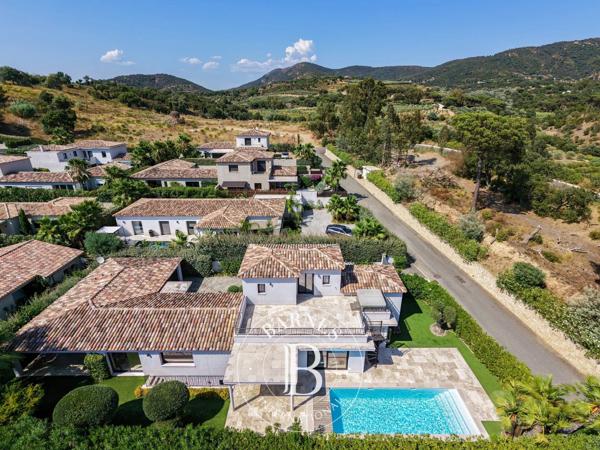 Sainte-Maxime, Villa  300 m² à vendre