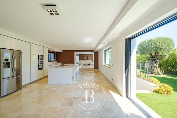 Sainte-Maxime, Villa  300 m² à vendre
