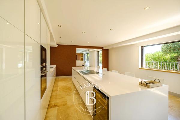 Sainte-Maxime, Villa  300 m² à vendre