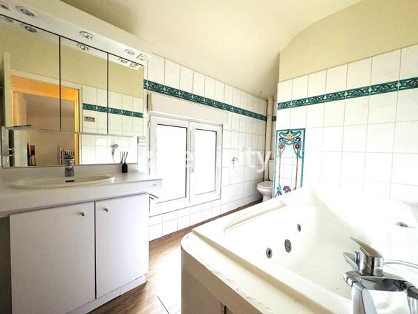 Maison 5 pièces - 160 m² Bien prestige