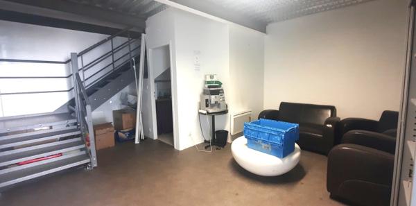 ocaux professionnels - bureaux 140 m², à louer – Périgny (zone d’activités)