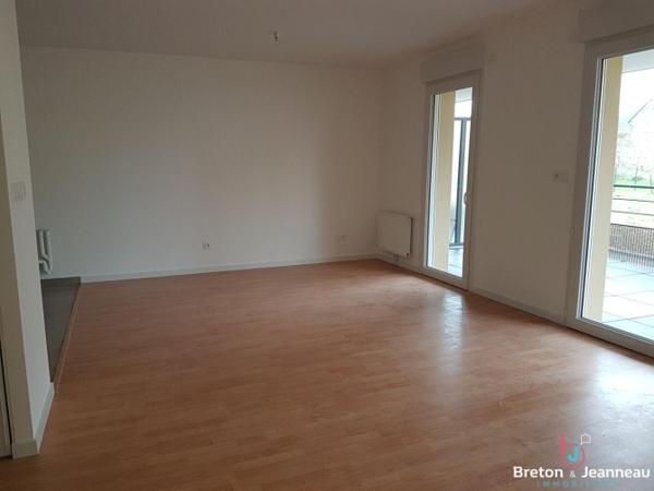 Appartement T2 dans résidence récente à Laval