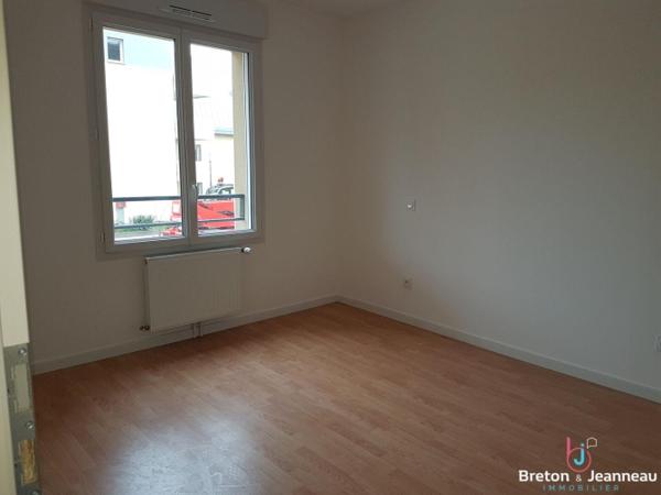 Appartement T2 dans résidence récente à Laval