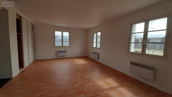 Appartement à vendre à Bourgueil dans l'Indre-et-Loire (37140), ref : 49076-307