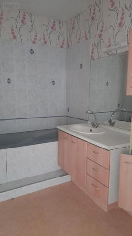 Appartement à vendre à Bourgueil dans l'Indre-et-Loire (37140), ref : 49076-307