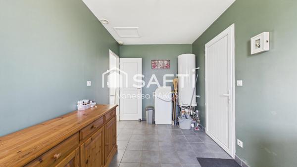 AULNAY MAISON DE PLAIN-PIED - 150M2- 3 CHAMBRES VERANDA JARDIN