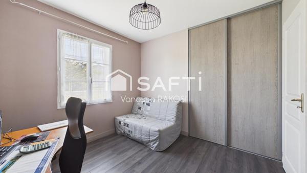 AULNAY MAISON DE PLAIN-PIED - 150M2- 3 CHAMBRES VERANDA JARDIN