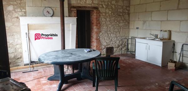 Propriété (ferme) avec 2 longères 330 m² + dépendances 640 m² et 20 ha de terre