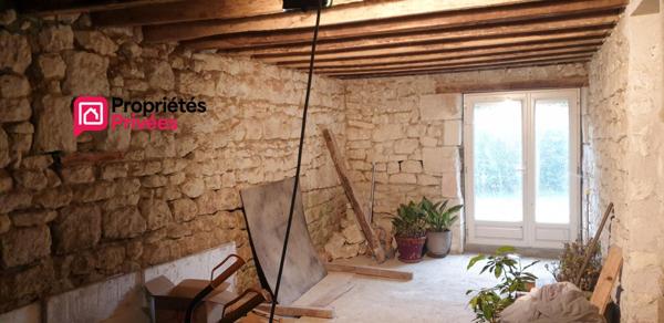 Propriété (ferme) avec 2 longères 330 m² + dépendances 640 m² et 20 ha de terre