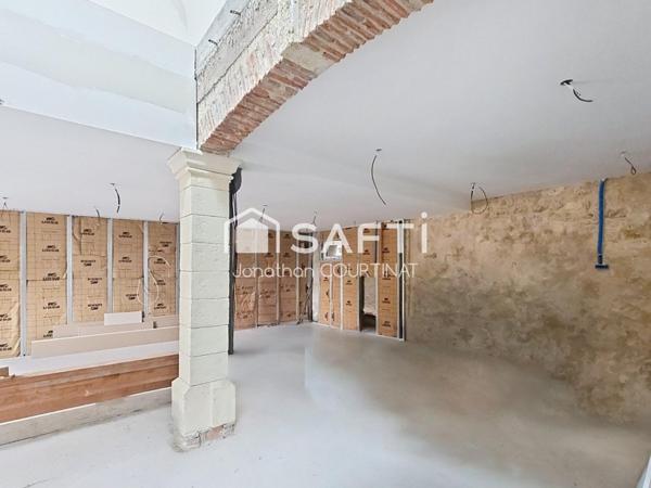 Grange rénovée - Fort potentiel - Abrest