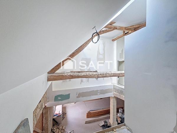 Grange rénovée - Fort potentiel - Abrest