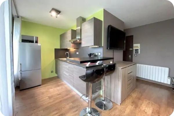 À VENDRE – Studio 23 m² avec cave et place de parking privative