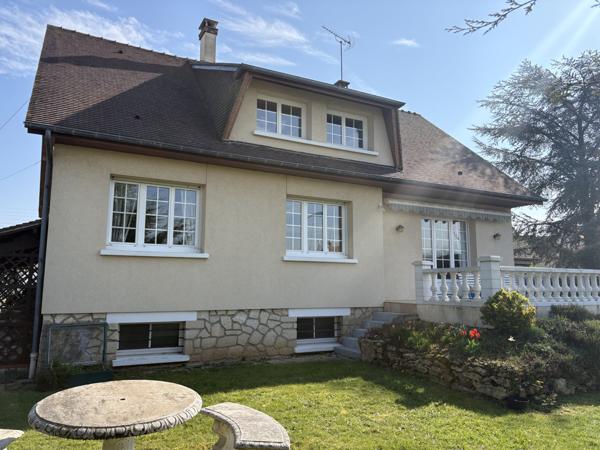Pacy-sur-Eure (27120) MAISON EN TRES BON ETAT GENERAL AVEC VIE DE PLAIN PIED AU CENTRE DE PACY SUR EURE